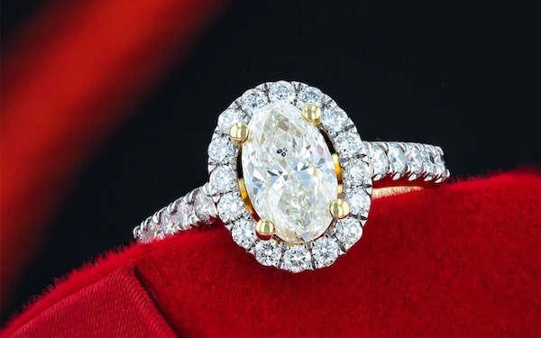 How To Clean Diamond: Expert Tips And Tricks