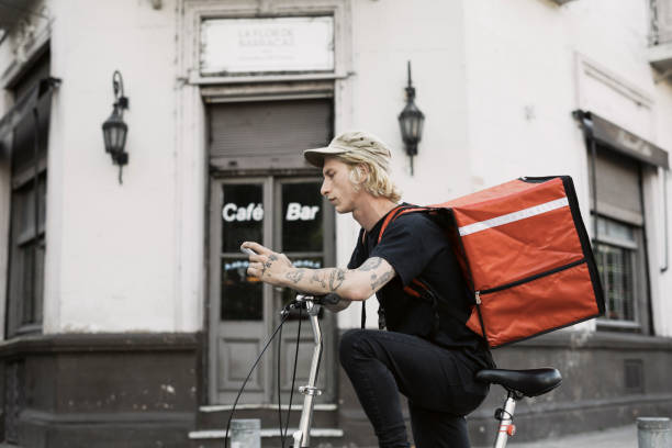 The Gig Economy Boom: Navigating Freelance Finances and Side Hustles