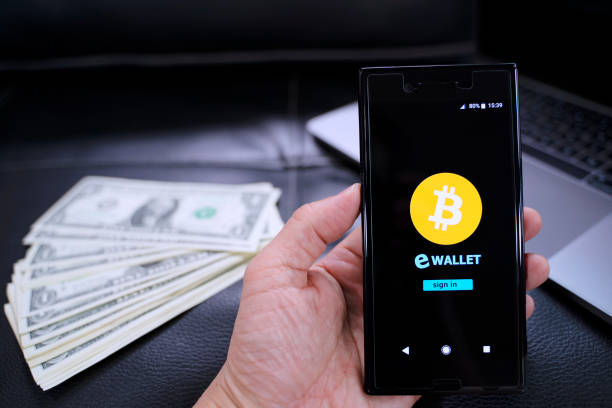 Blockchain Beyond Cryptocurrency: Exploring Decentralized Finance and NFT Innovation