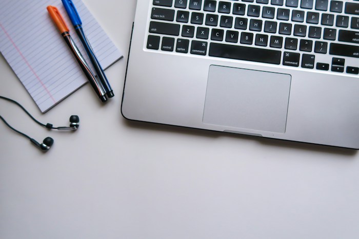 10 Free Online College Courses for Senior Citizens