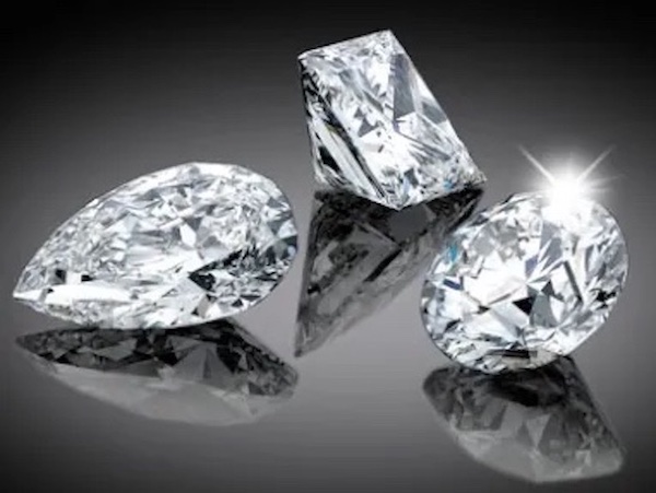 Lab Grown Diamonds: The Future Of Jewelry?